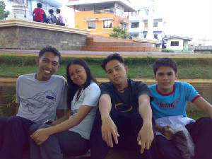 crew3.jpg
