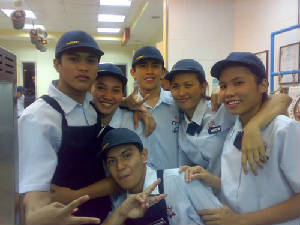 jbee23.jpg